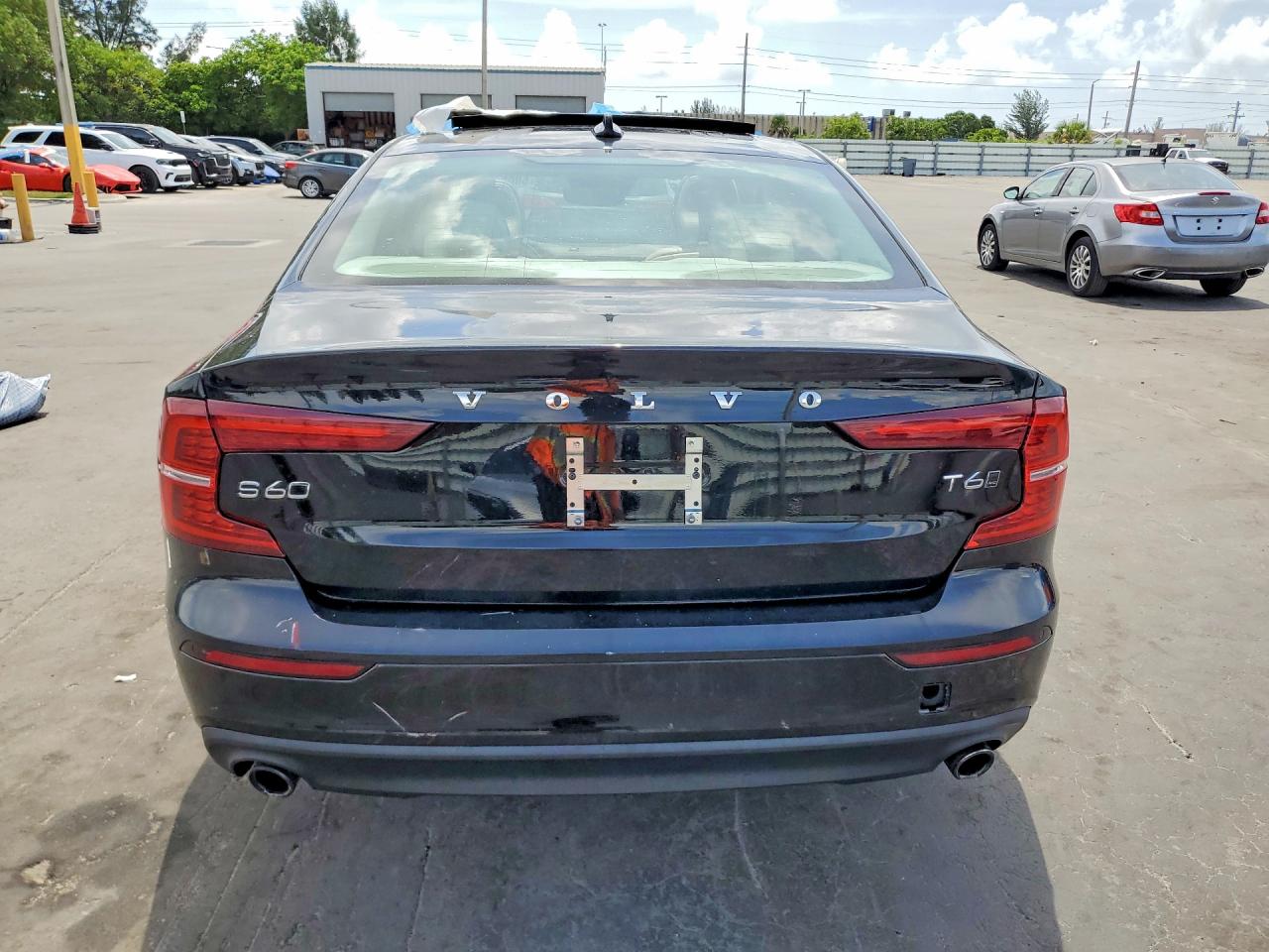 2020 VOLVO S60