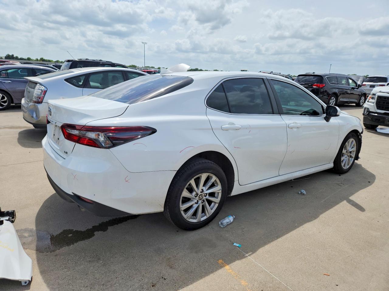 2024 TOYOTA CAMRY