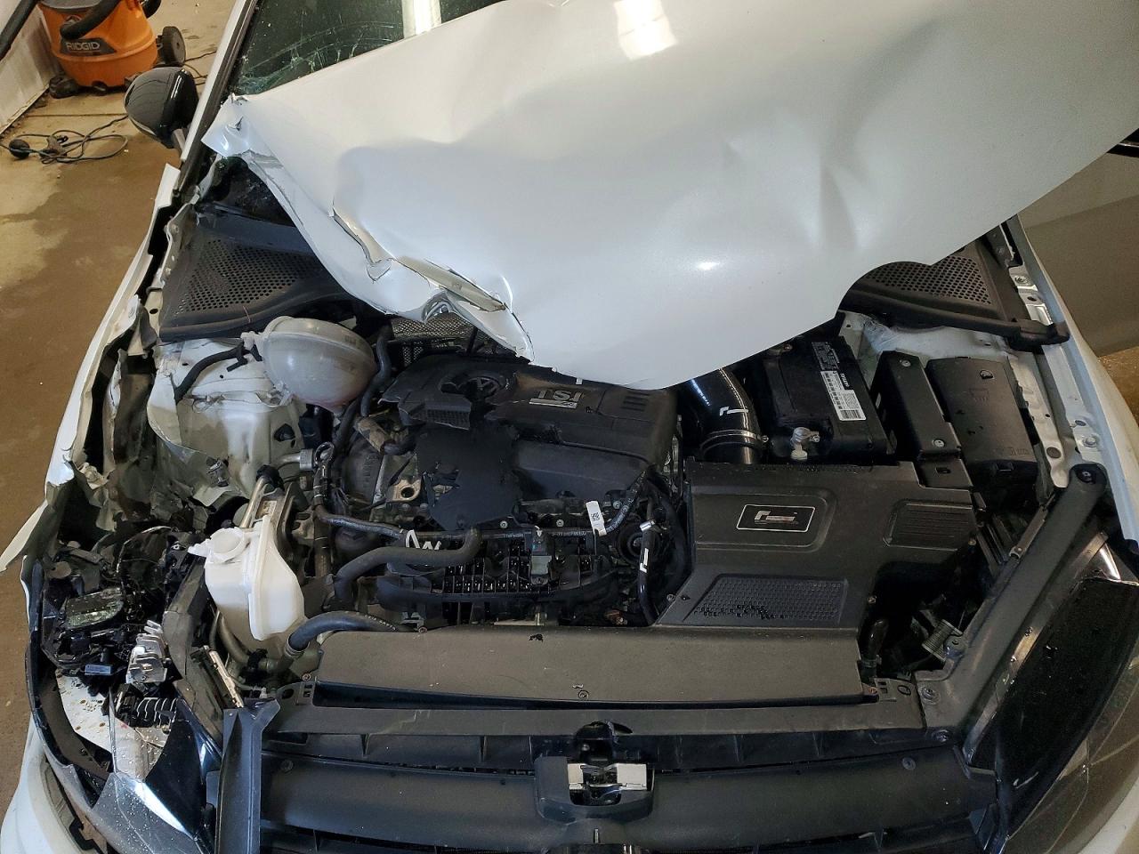 2019 VOLKSWAGEN GOLF