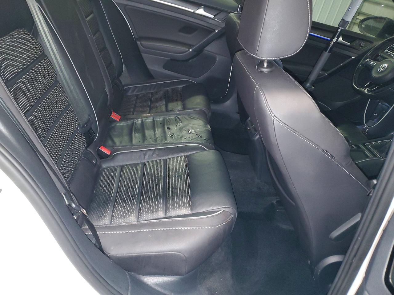 2019 VOLKSWAGEN GOLF