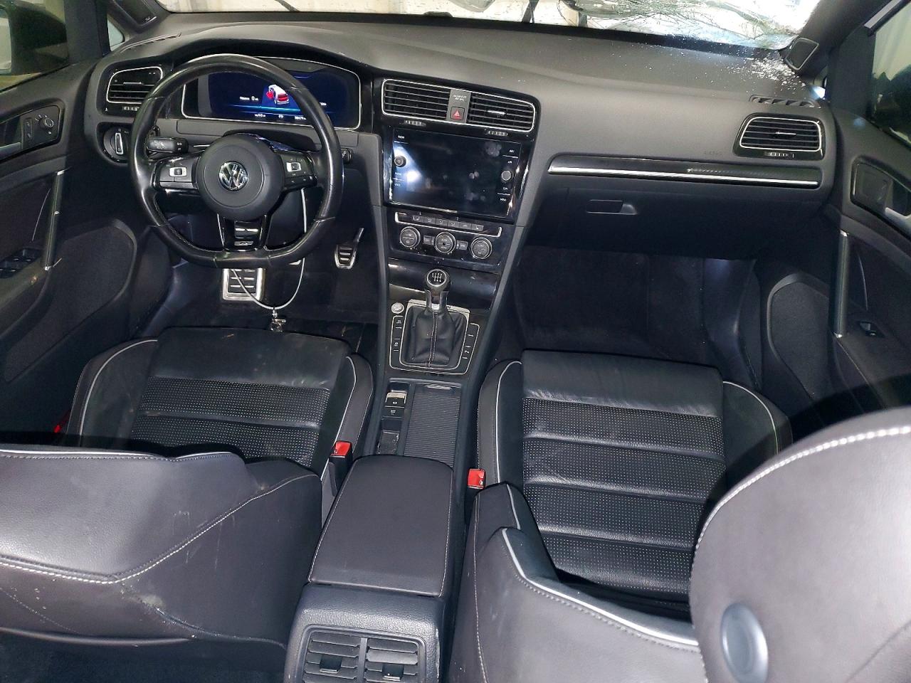 2019 VOLKSWAGEN GOLF