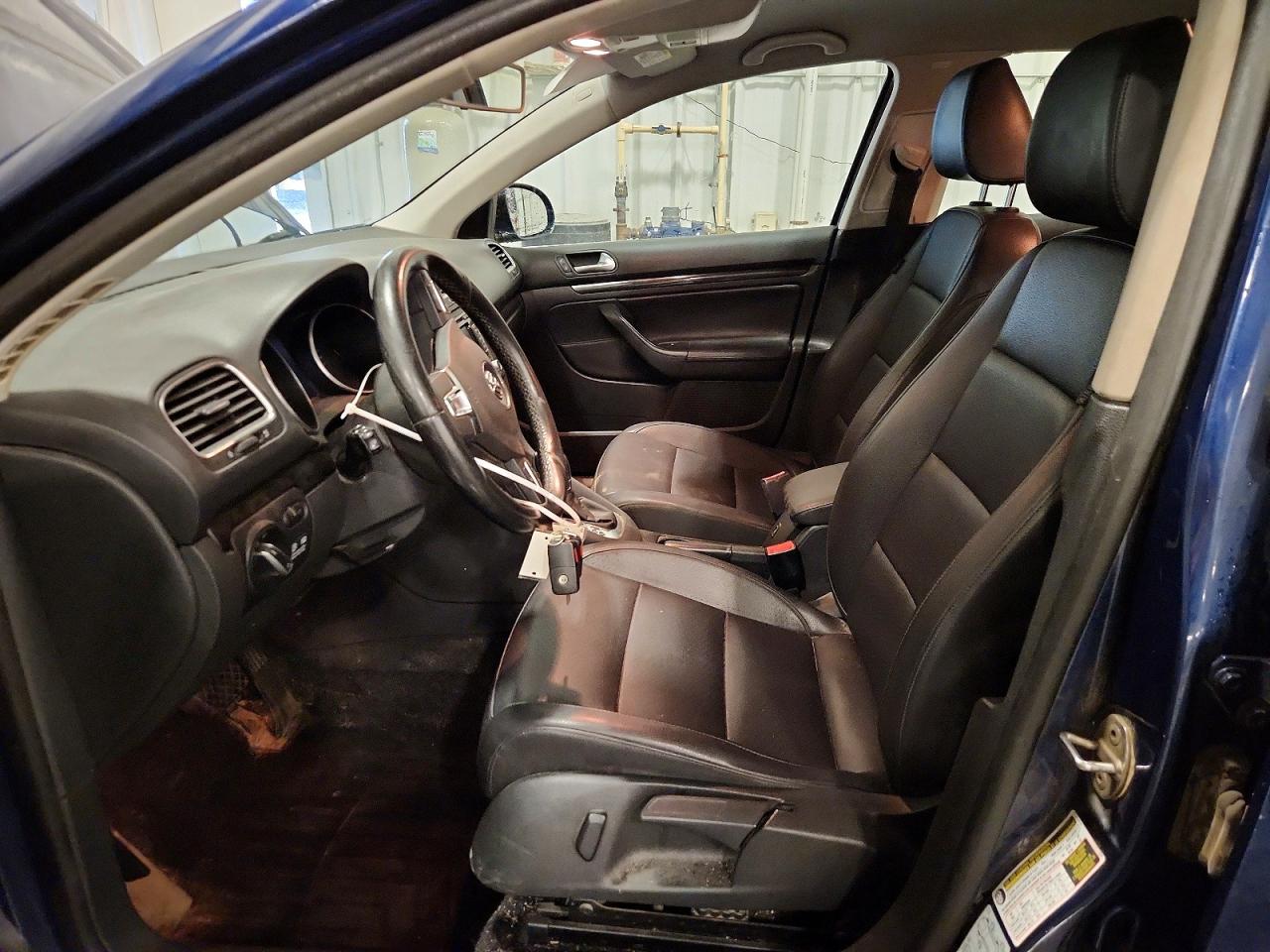 2012 VOLKSWAGEN JETTA