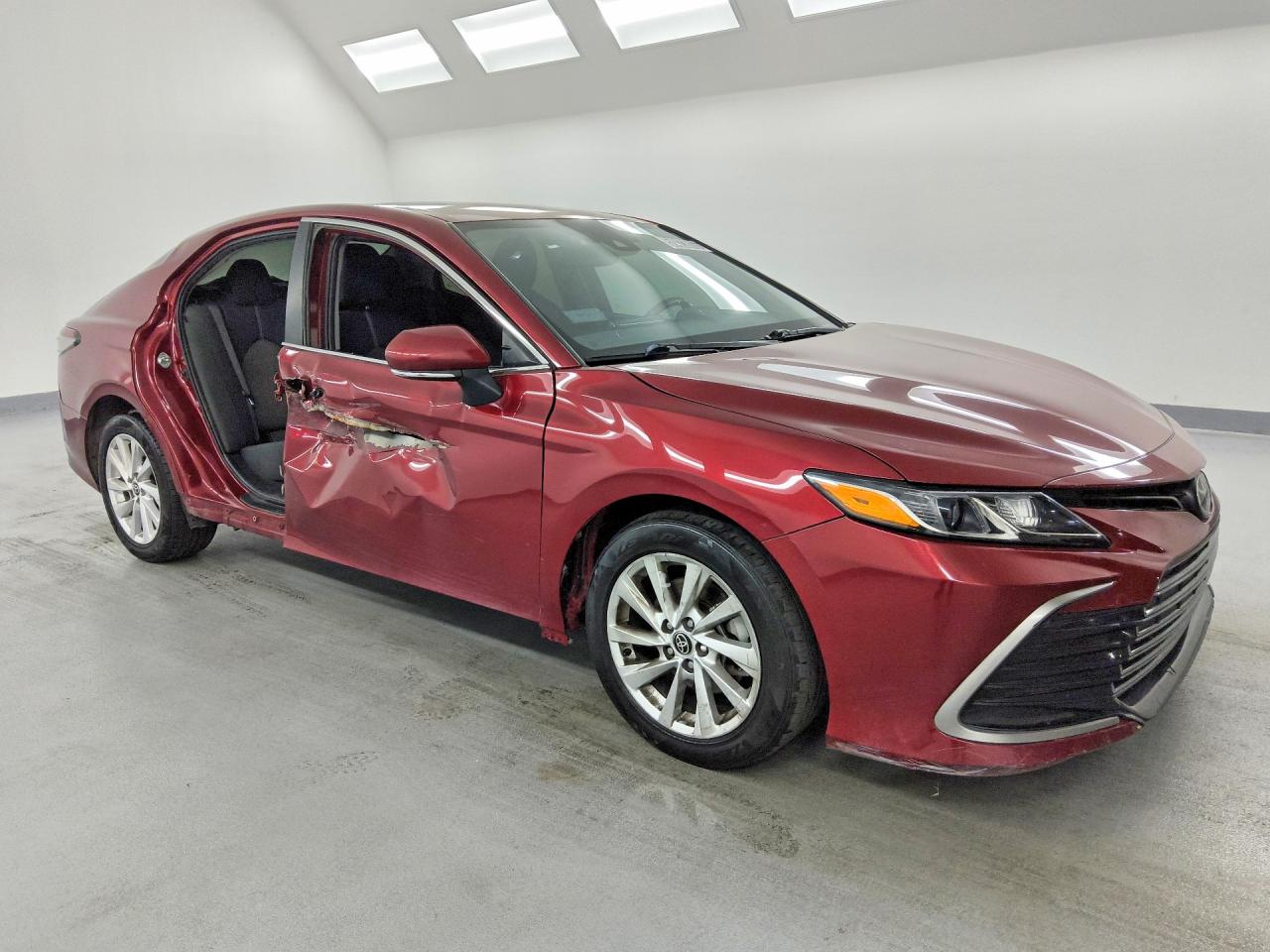 2022 TOYOTA CAMRY