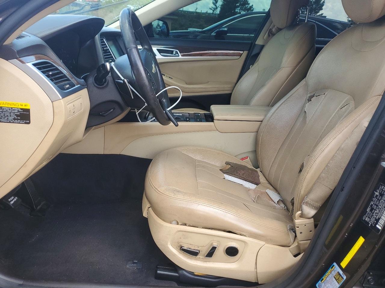 2015 HYUNDAI GENESIS