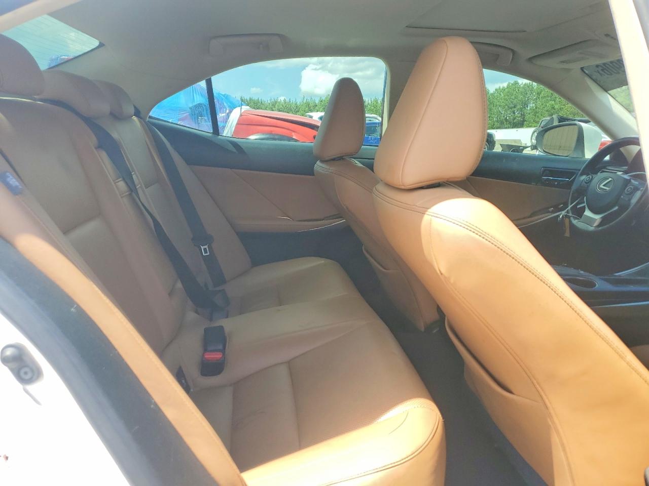 2016 LEXUS IS