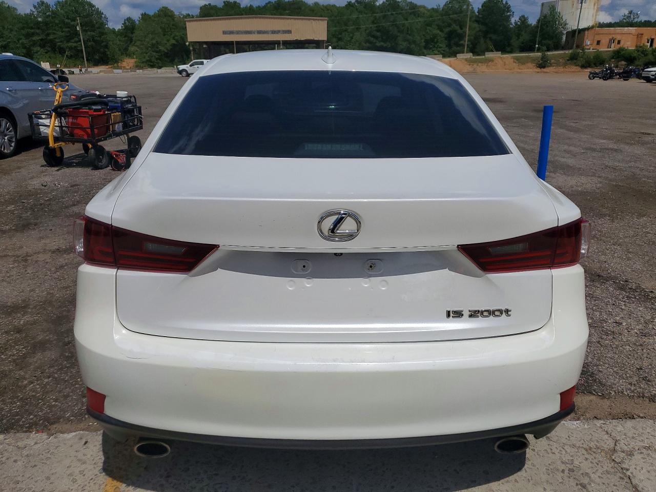 2016 LEXUS IS