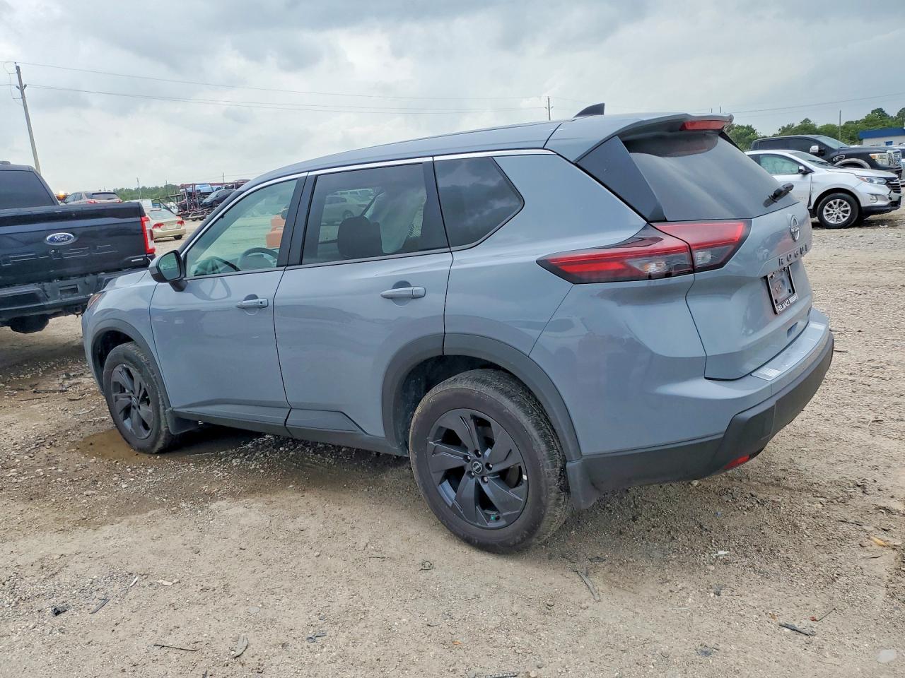 2026 NISSAN ROGUE