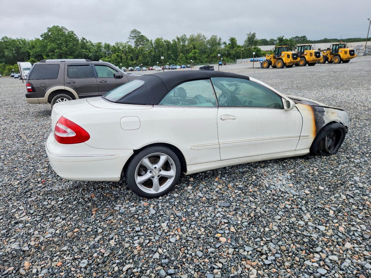 2005 MERCEDES-BENZ CLK-CLASS