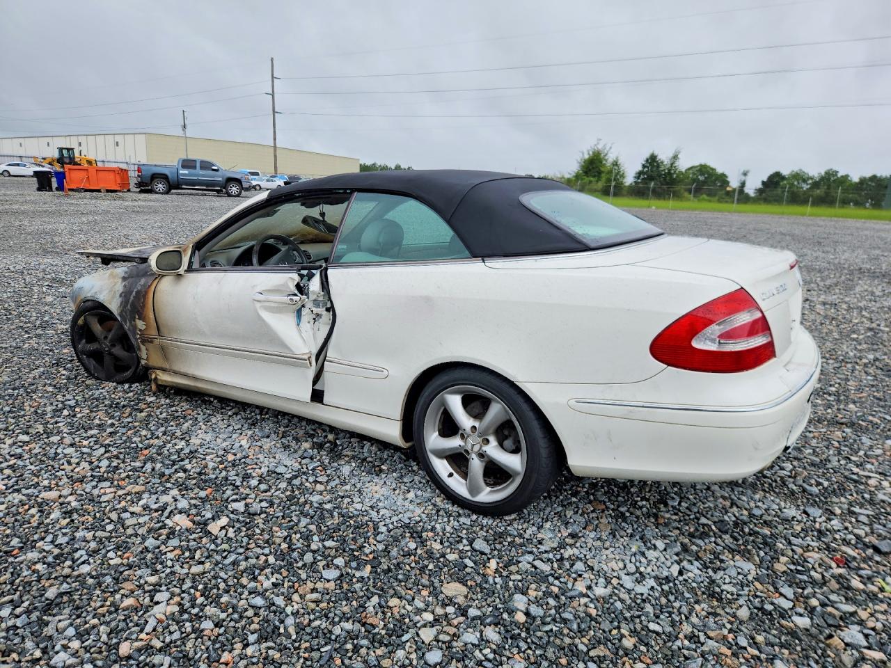 2005 MERCEDES-BENZ CLK-CLASS