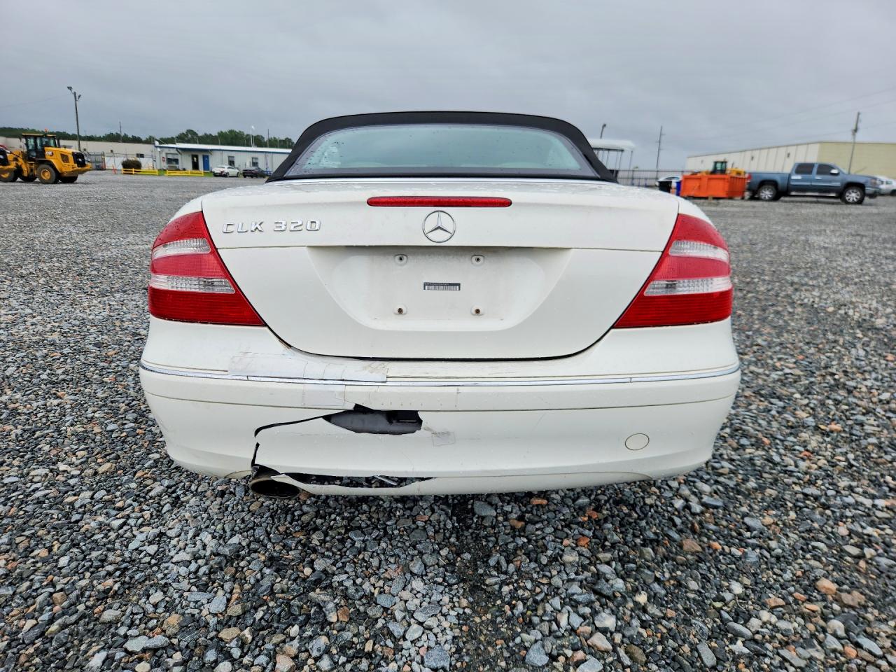 2005 MERCEDES-BENZ CLK-CLASS