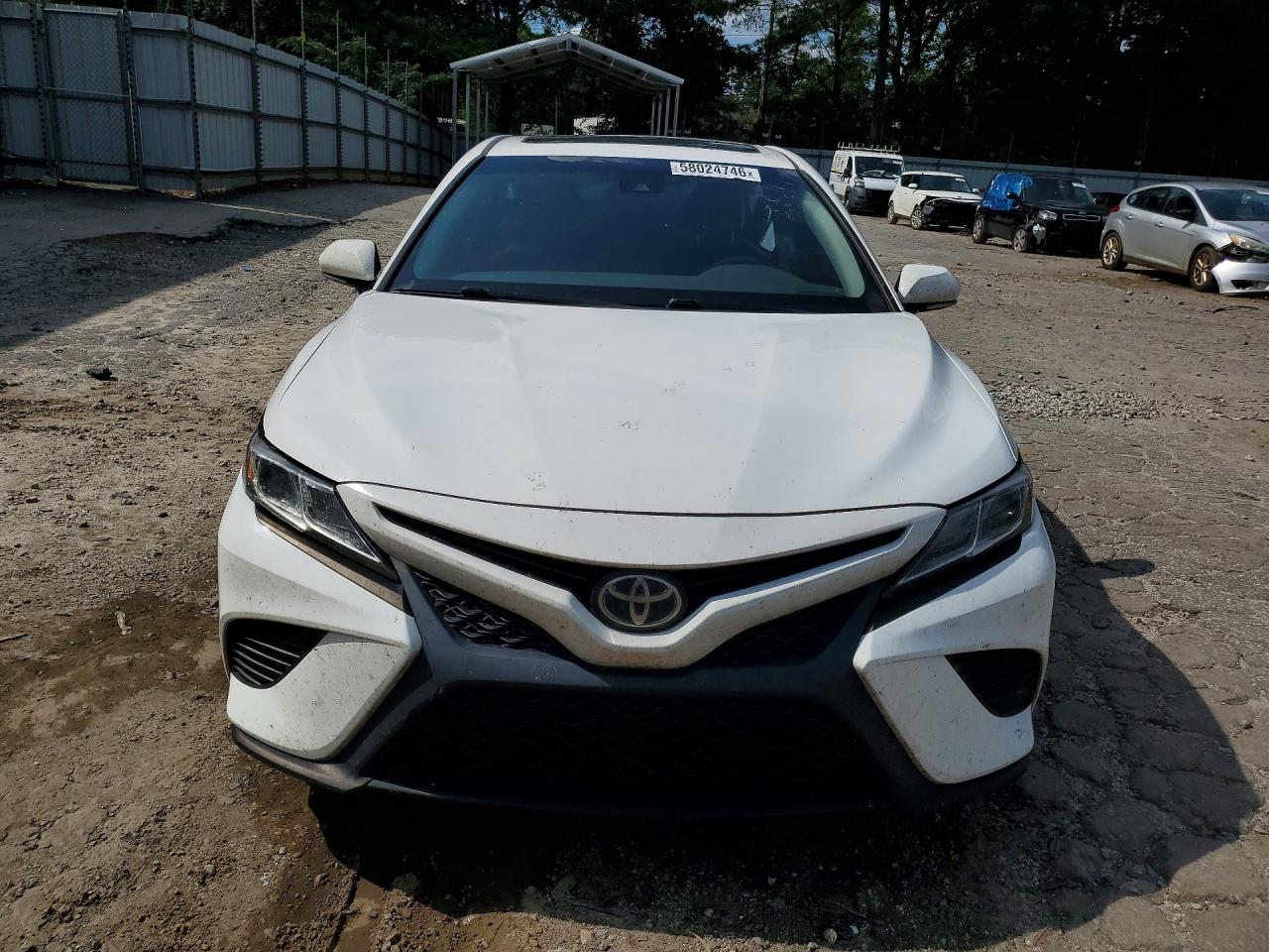 2018 TOYOTA CAMRY