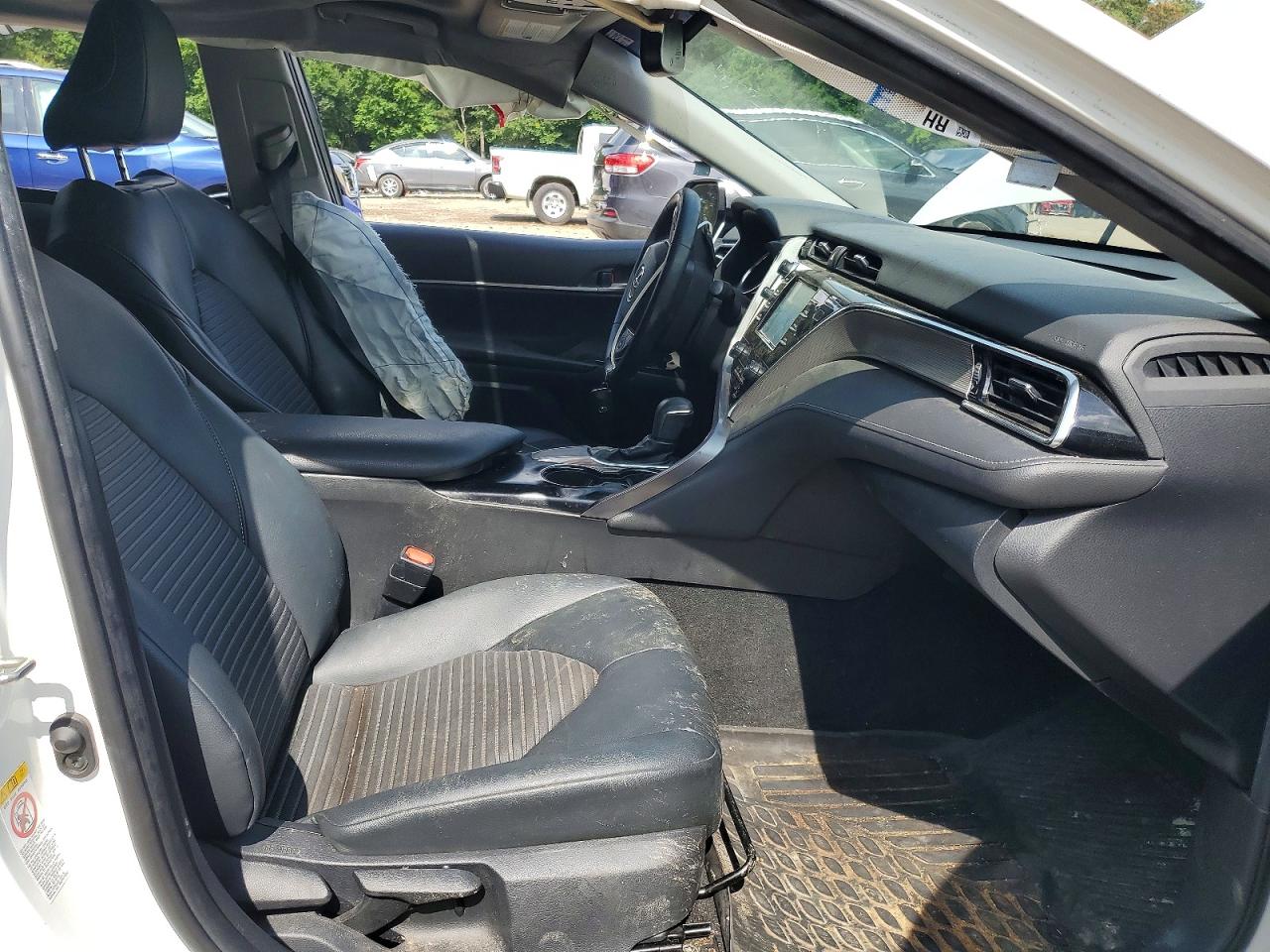 2018 TOYOTA CAMRY