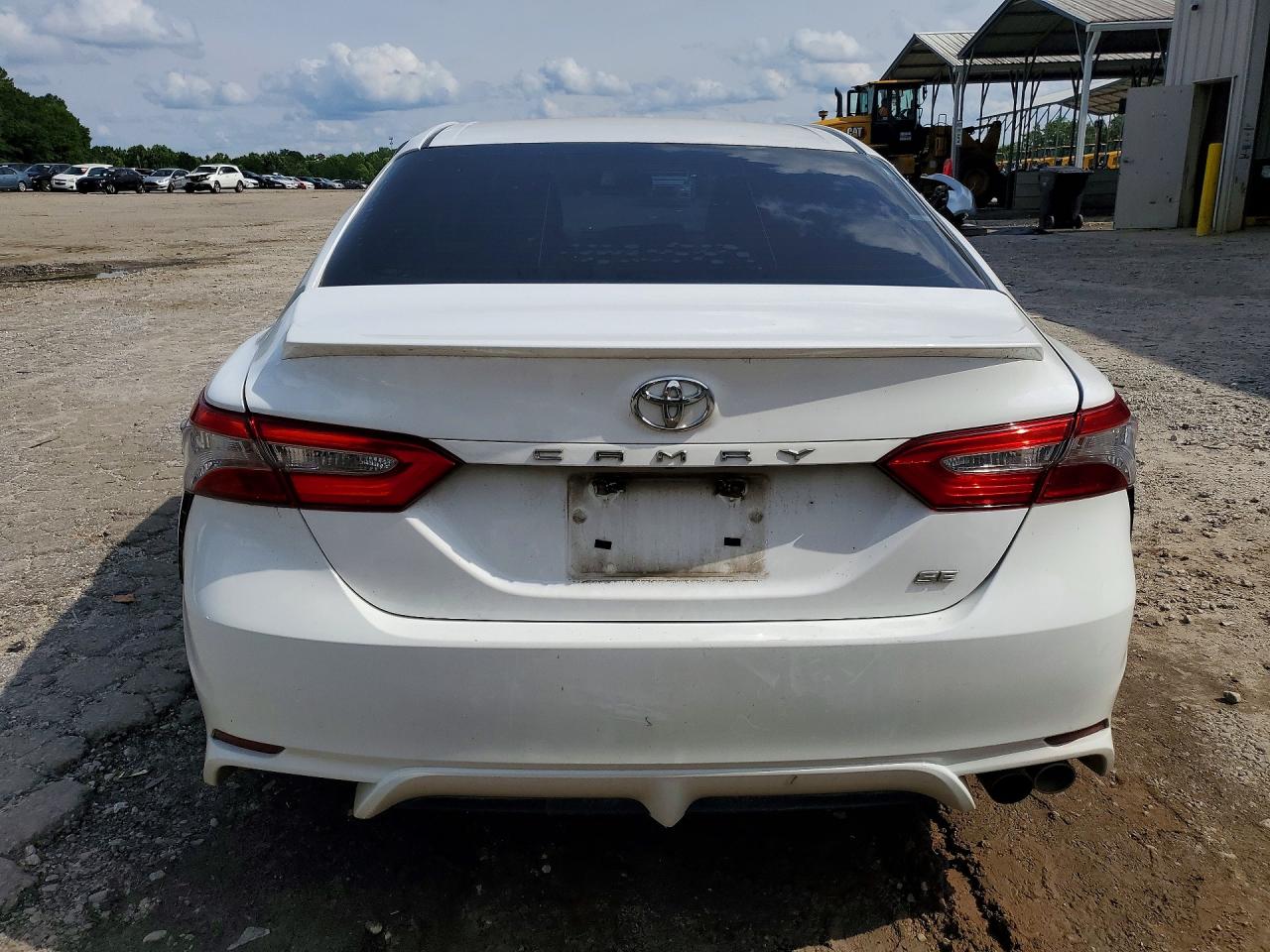 2018 TOYOTA CAMRY