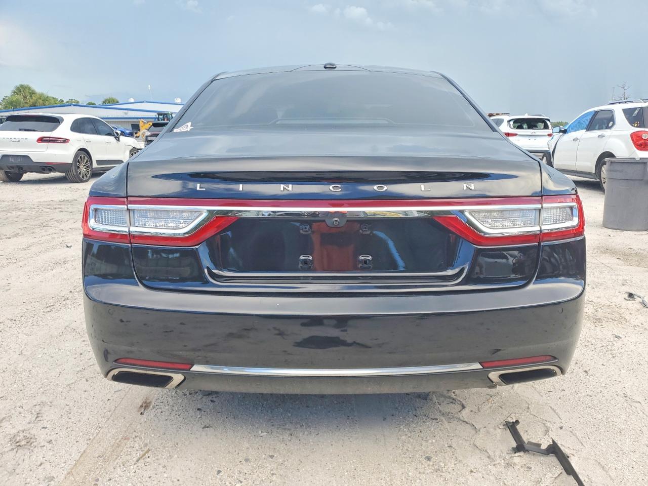 2017 LINCOLN CONTINENTL