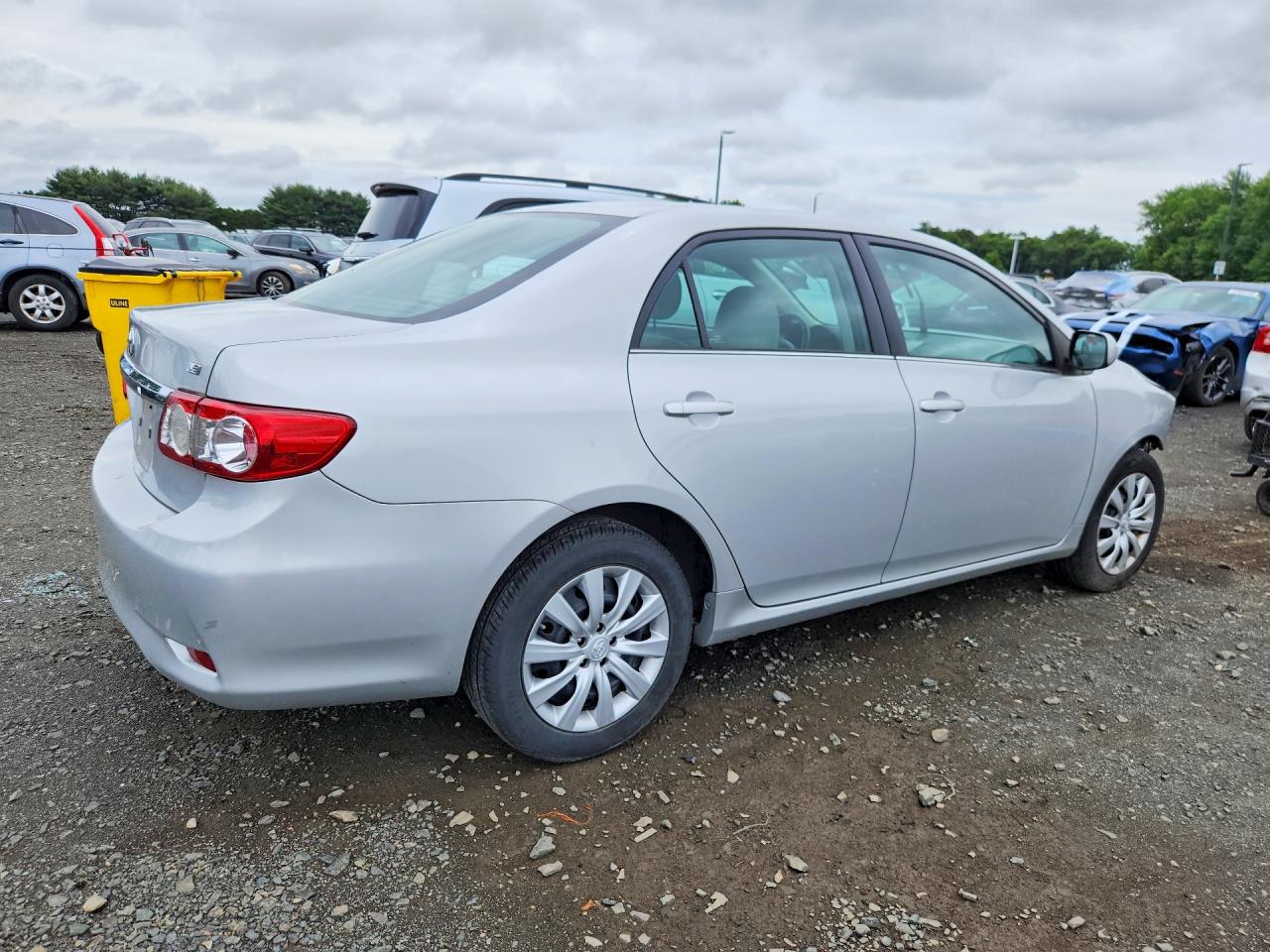 2013 TOYOTA COROLLA