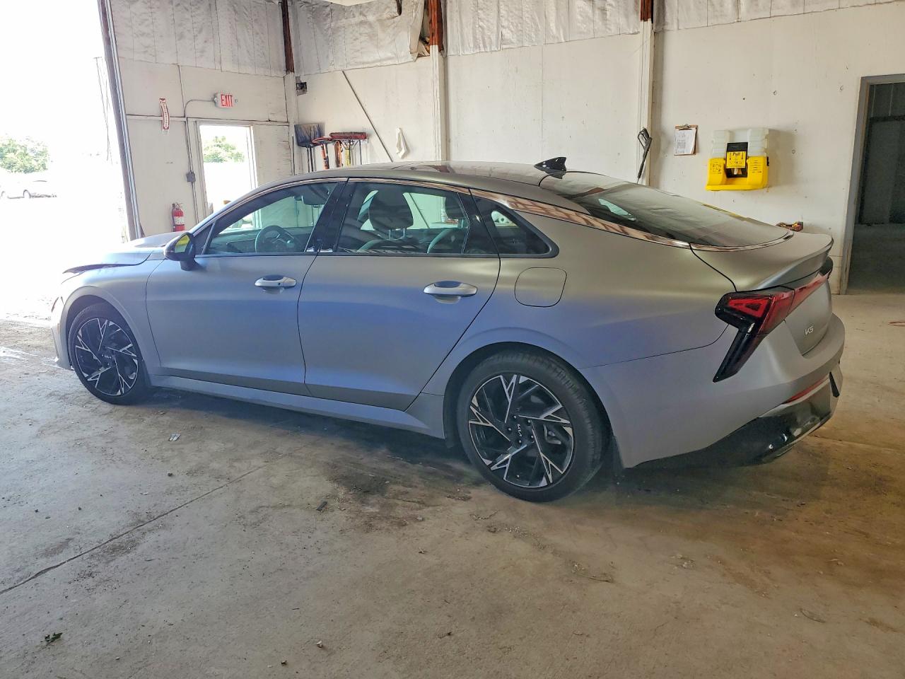 2025 KIA K5