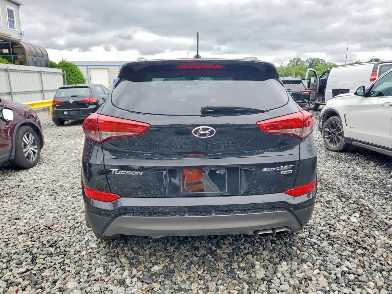 2016 HYUNDAI TUCSON