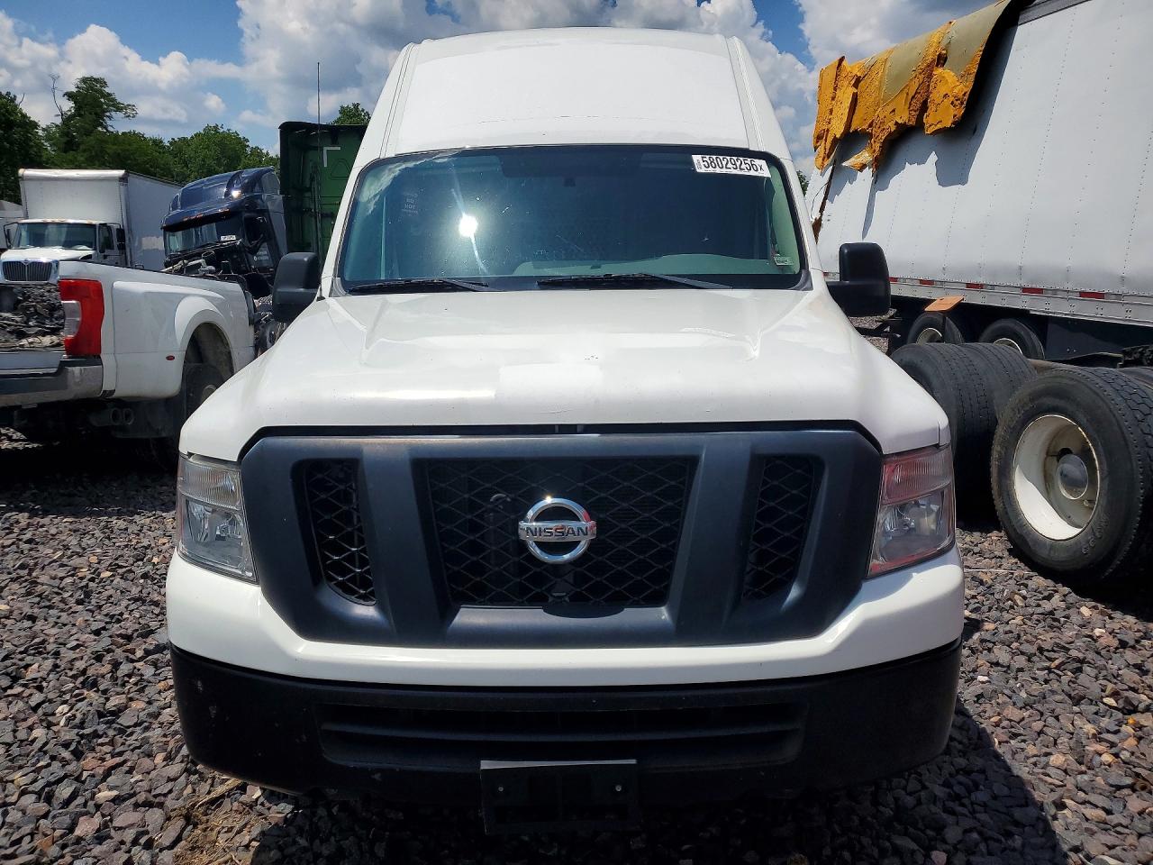 2014 NISSAN NV