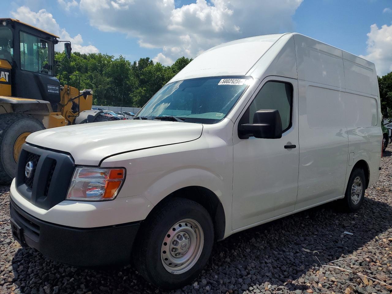 2014 NISSAN NV
