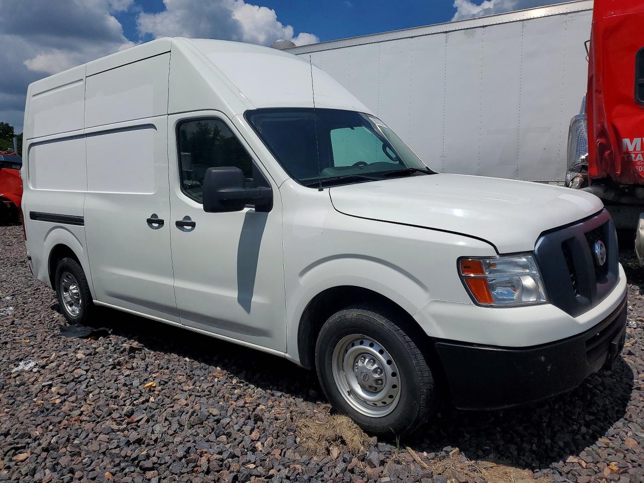 2014 NISSAN NV