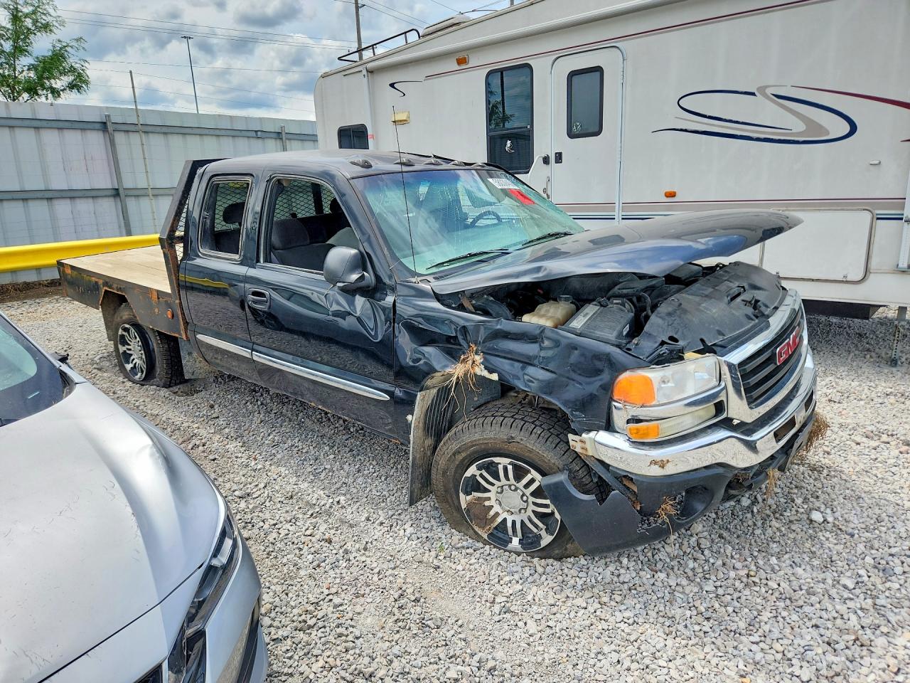 2003 GMC SIERRA