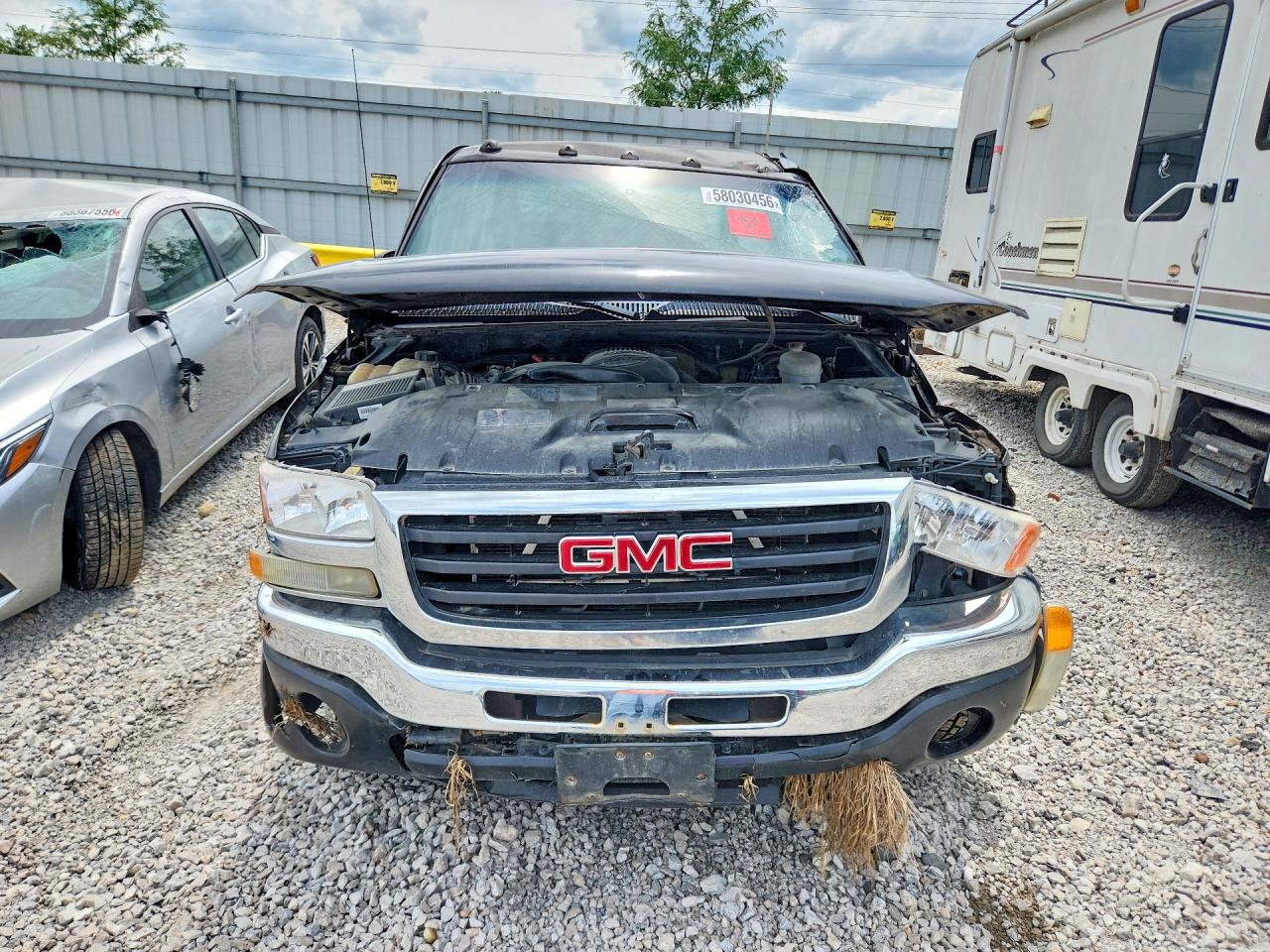2003 GMC SIERRA