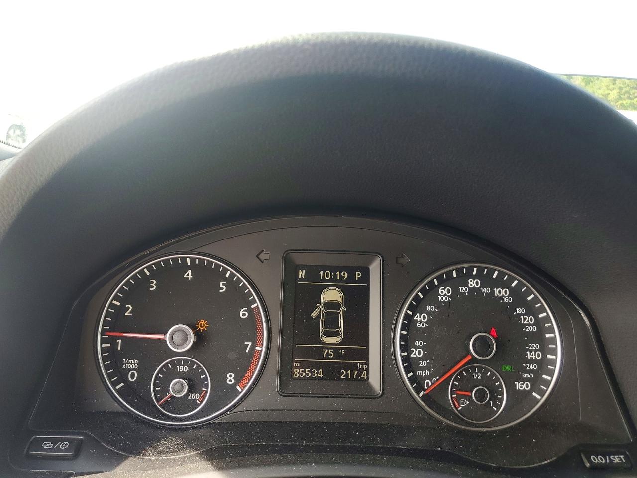 2013 VOLKSWAGEN EOS