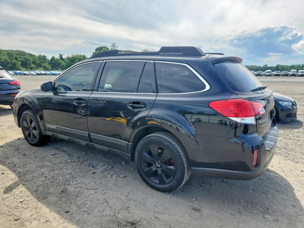 2012 SUBARU OUTBACK