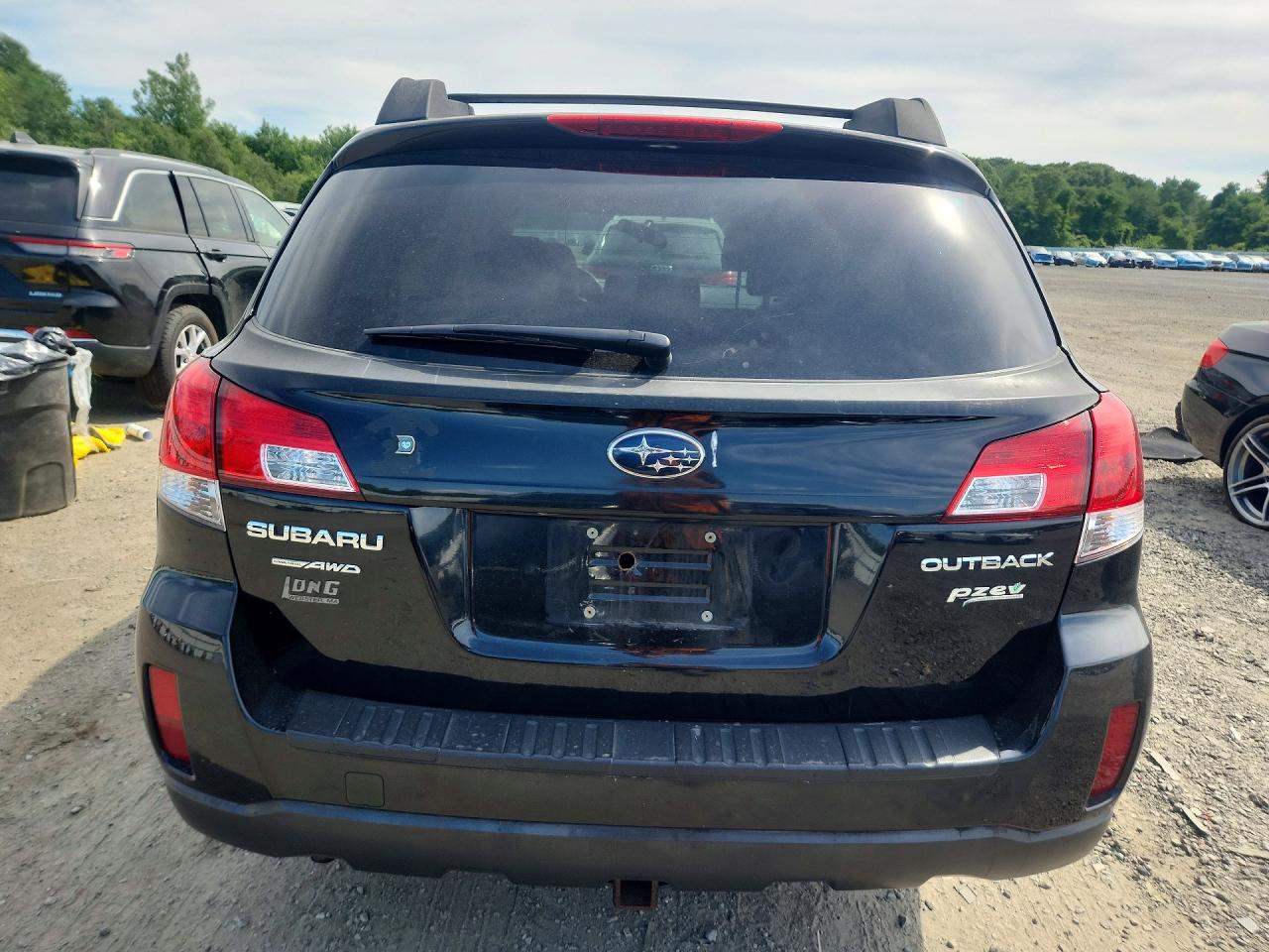 2012 SUBARU OUTBACK