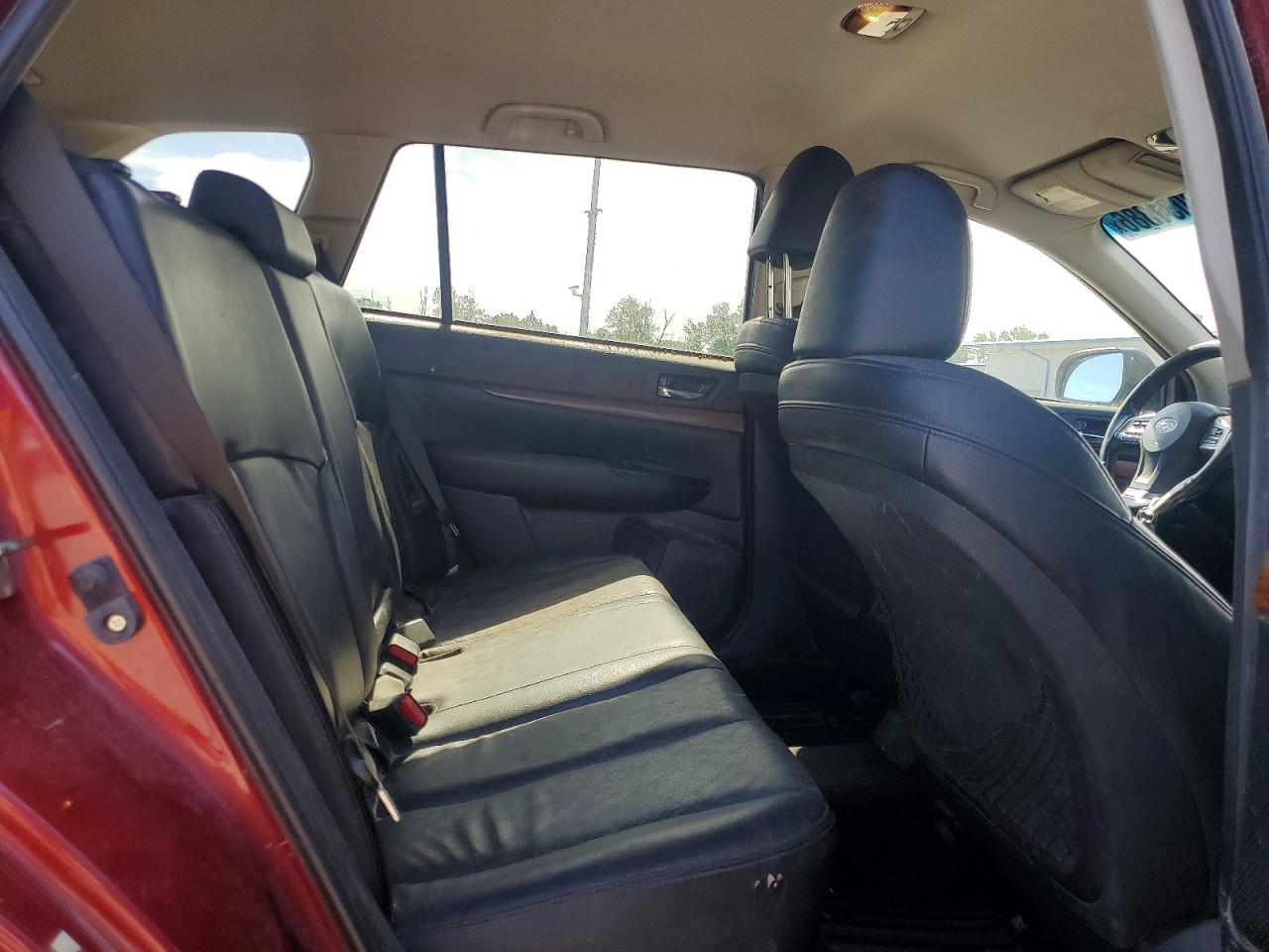 2014 SUBARU OUTBACK