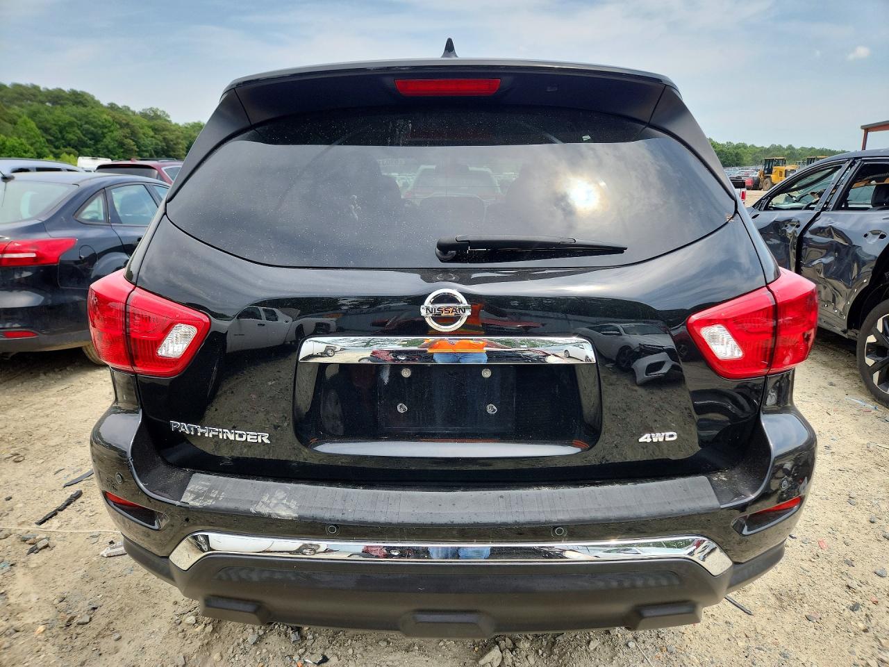 2019 NISSAN PATHFINDER