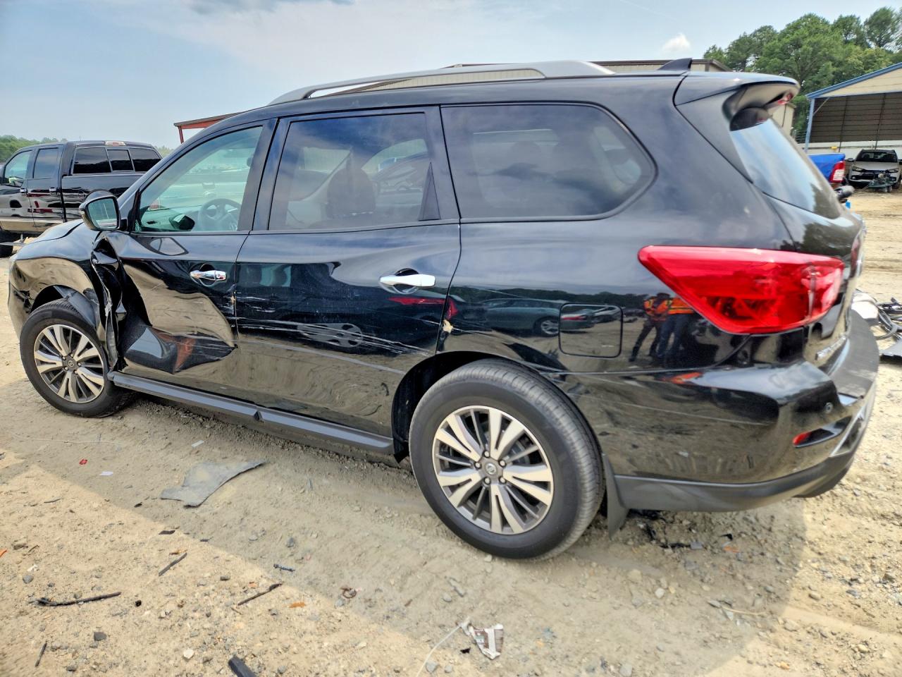 2019 NISSAN PATHFINDER