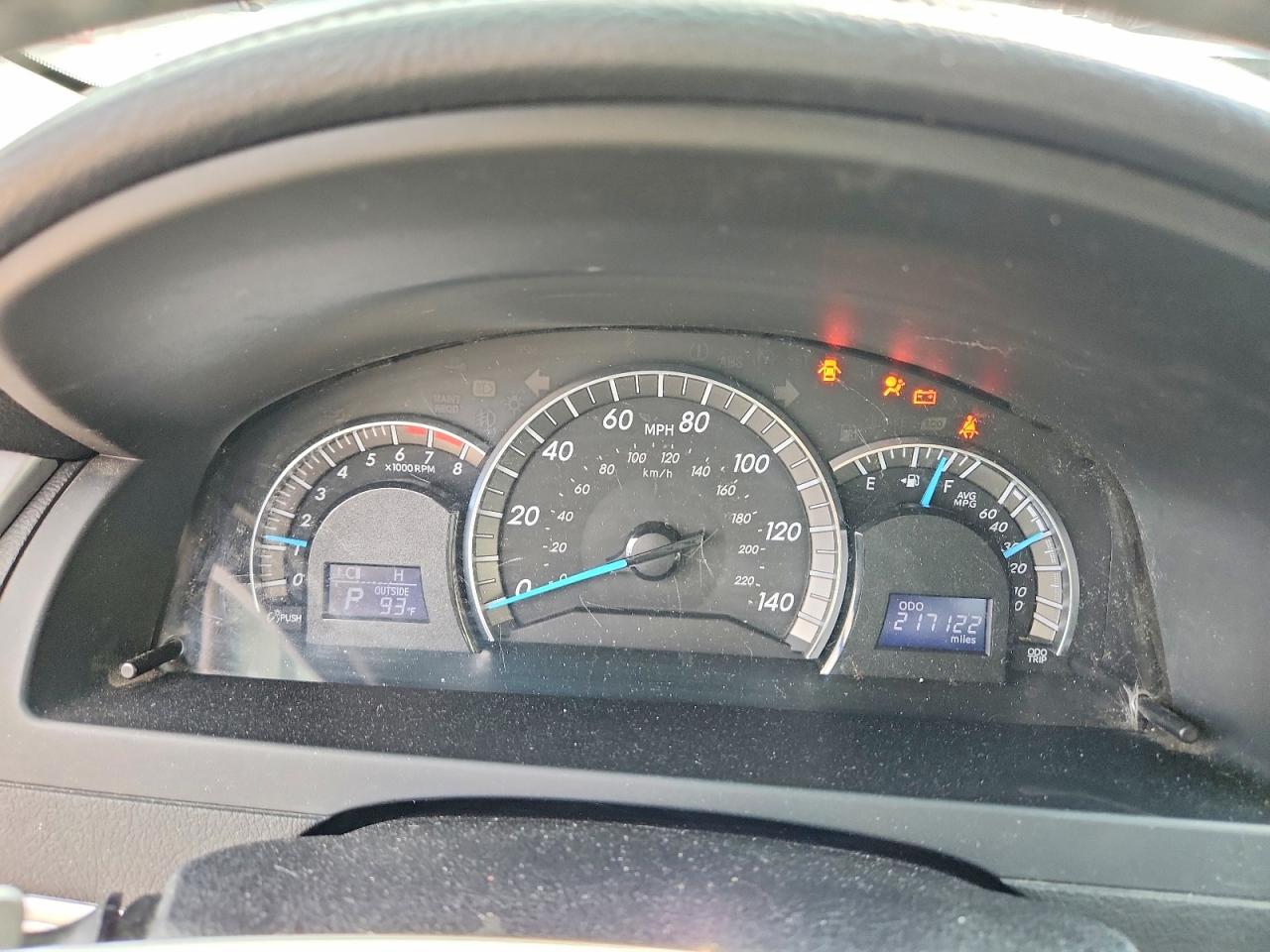 2014 TOYOTA CAMRY