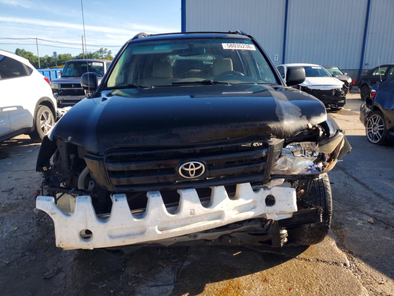 2004 TOYOTA HIGHLANDER