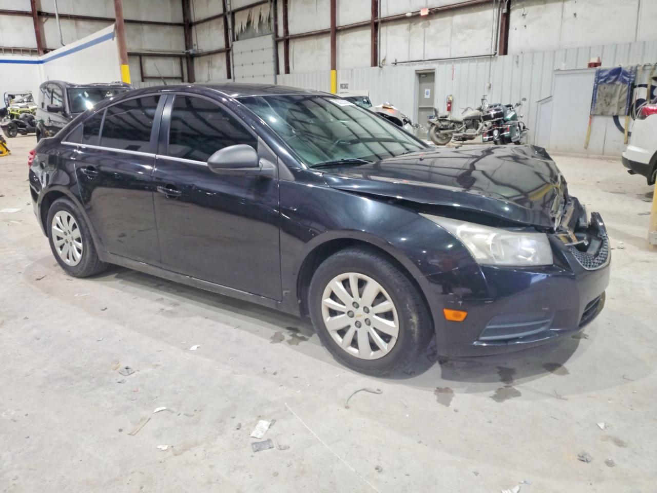 2011 CHEVROLET CRUZE