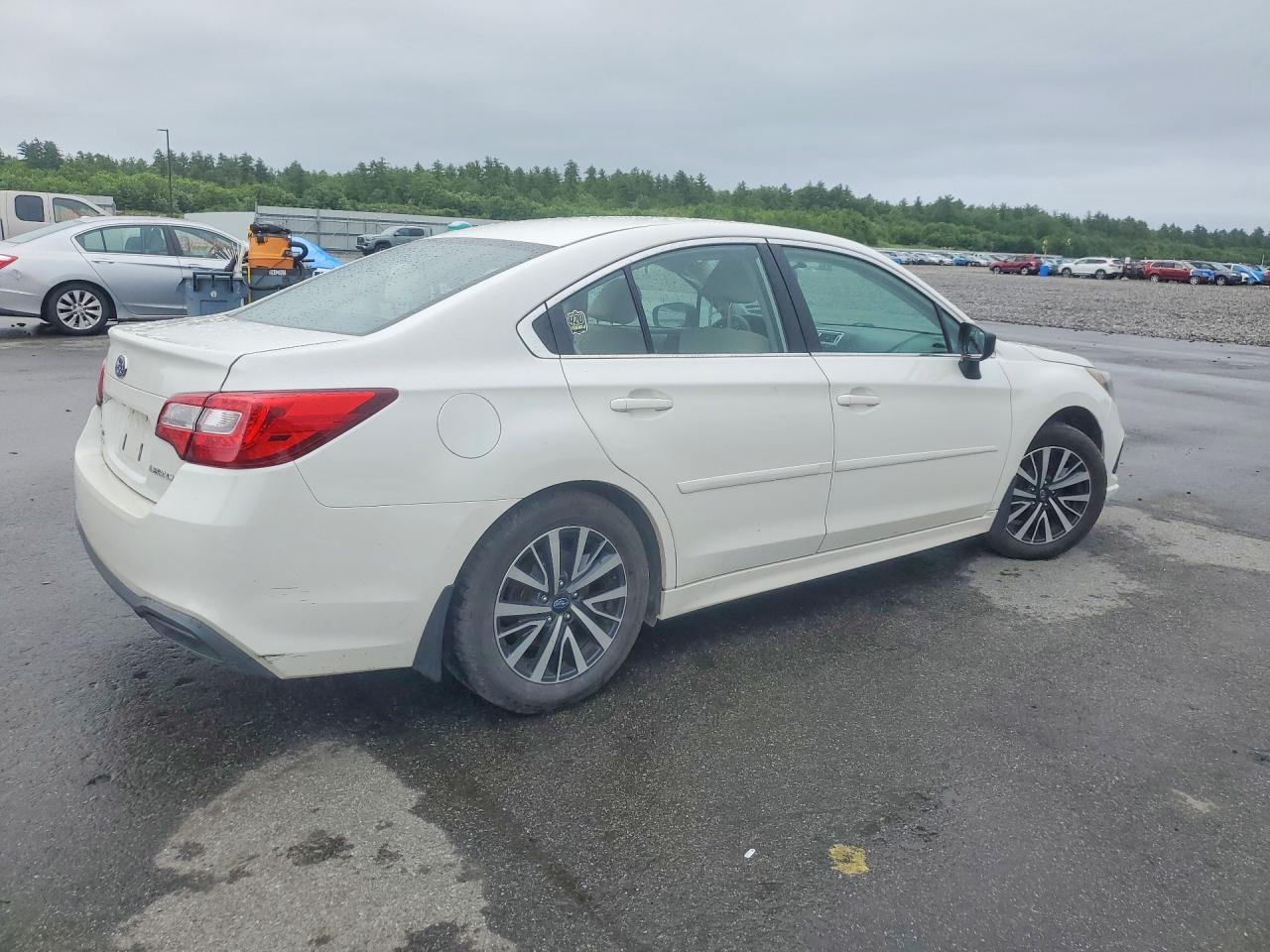 2018 SUBARU LEGACY