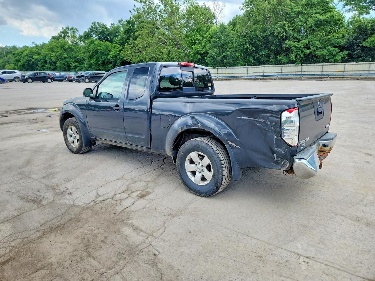 2013 NISSAN FRONTIER