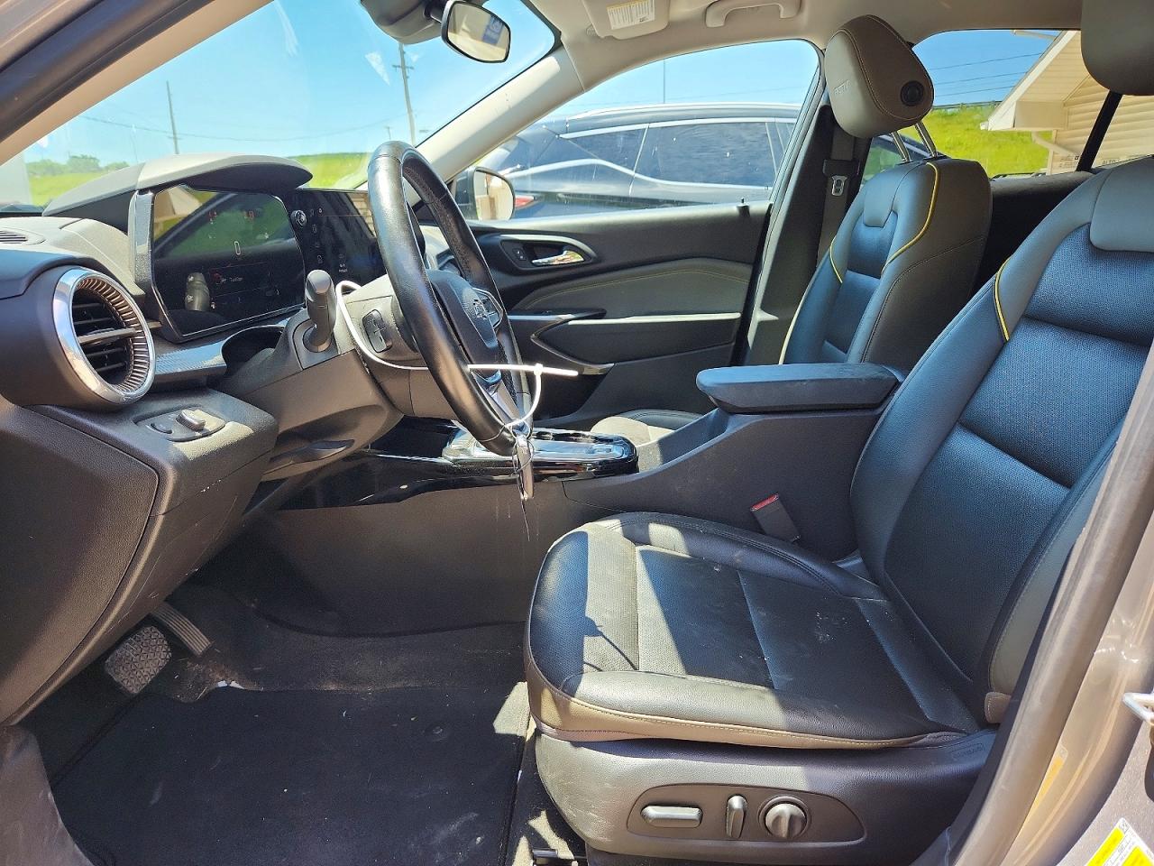 2025 CHEVROLET TRAX