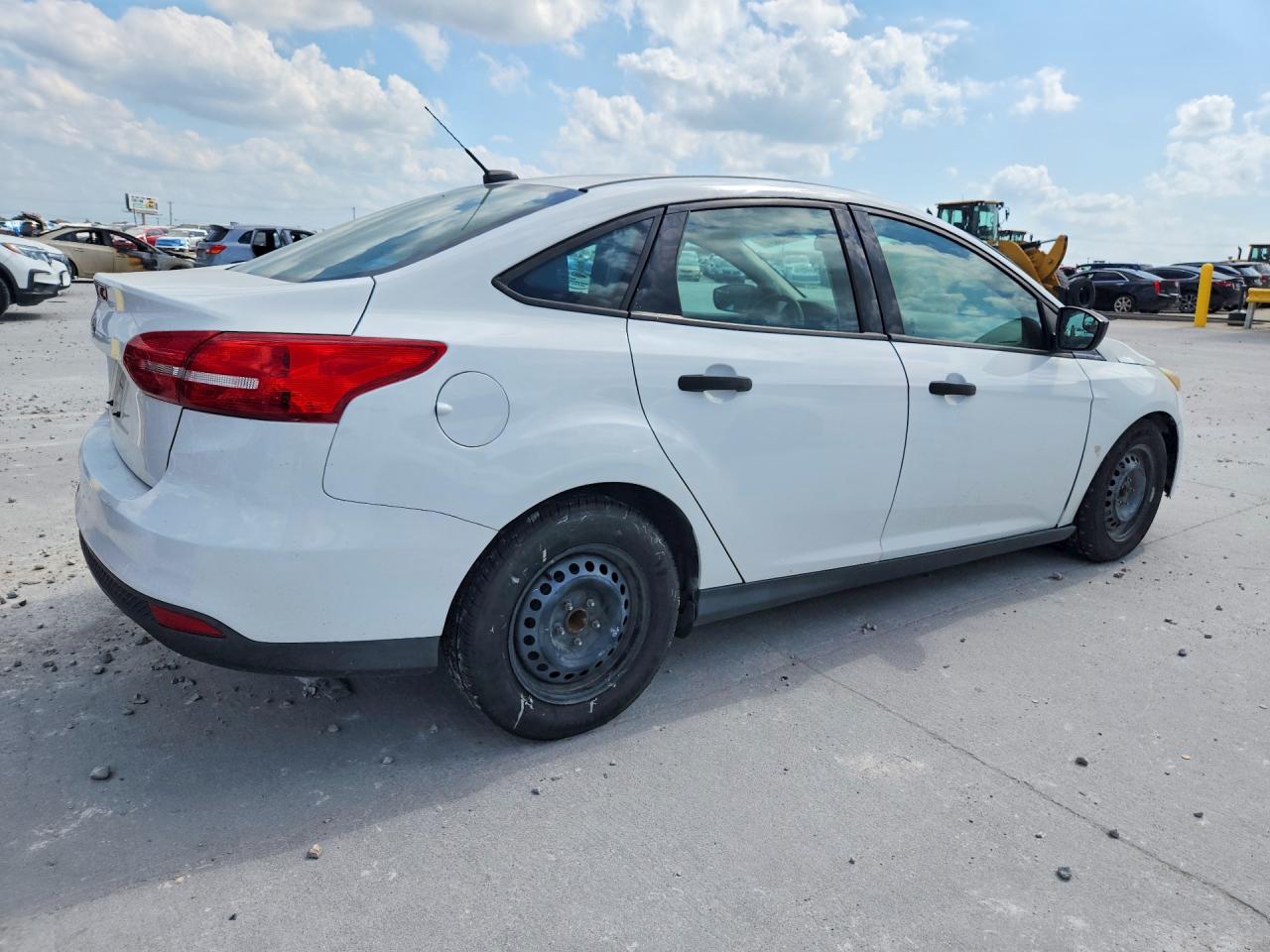 2016 FORD FOCUS