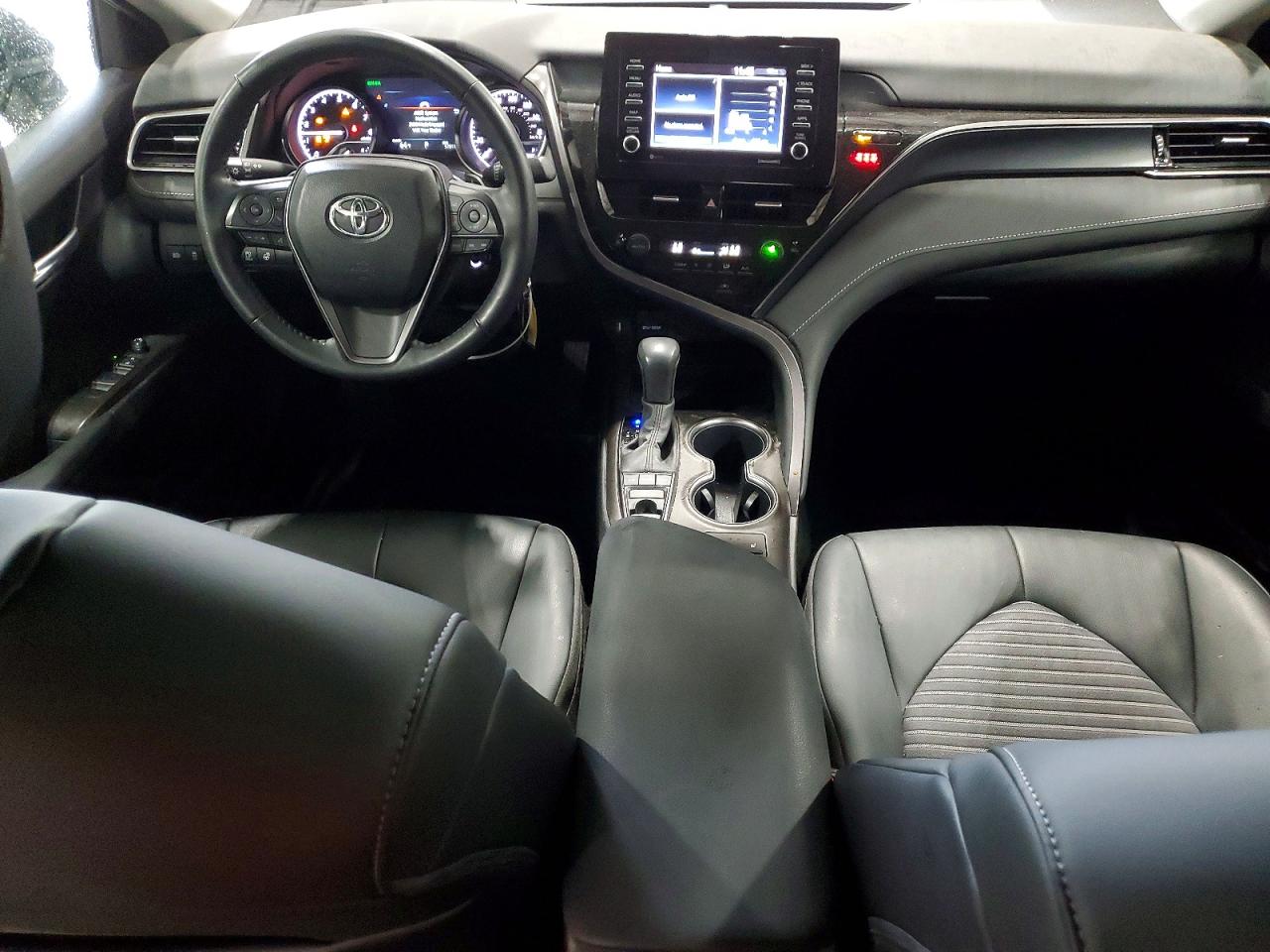 2024 TOYOTA CAMRY