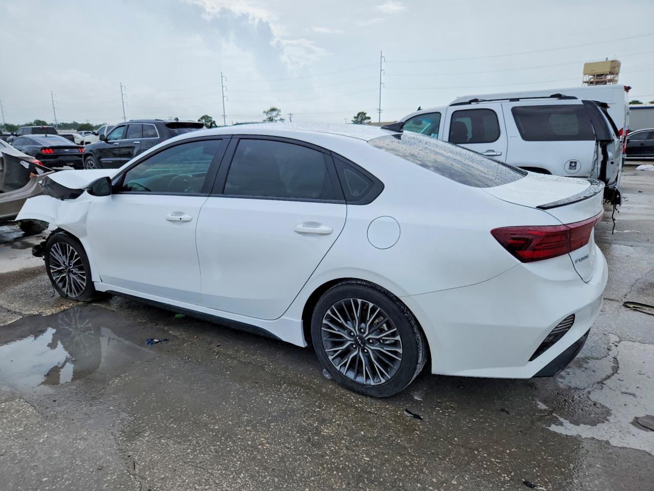 2024 KIA FORTE