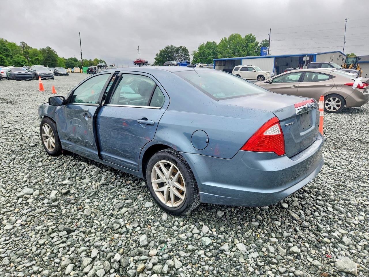 2011 FORD FUSION