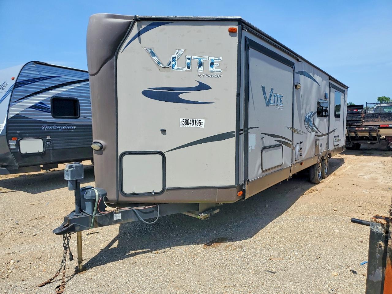 2014 FORESRIVER VLITE