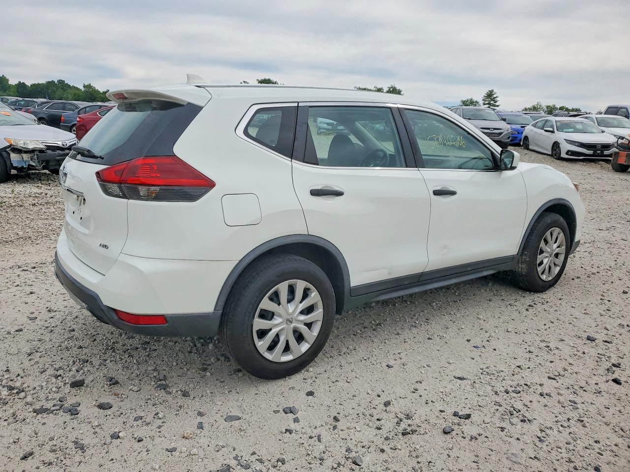 2018 NISSAN ROGUE