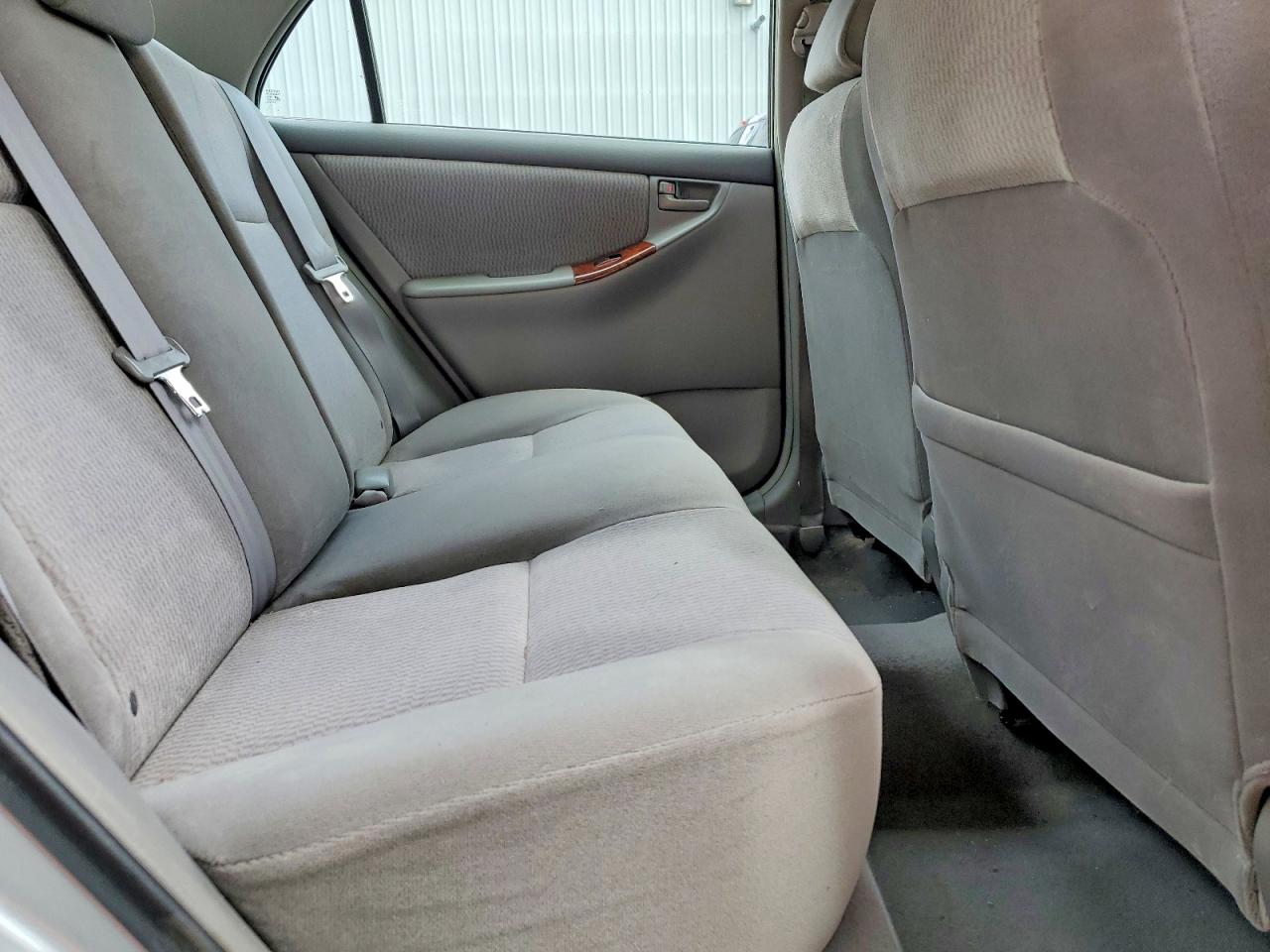 2005 TOYOTA COROLLA