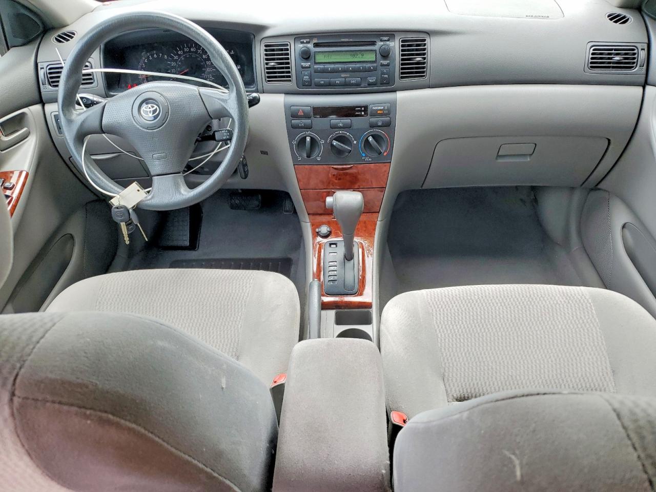 2005 TOYOTA COROLLA