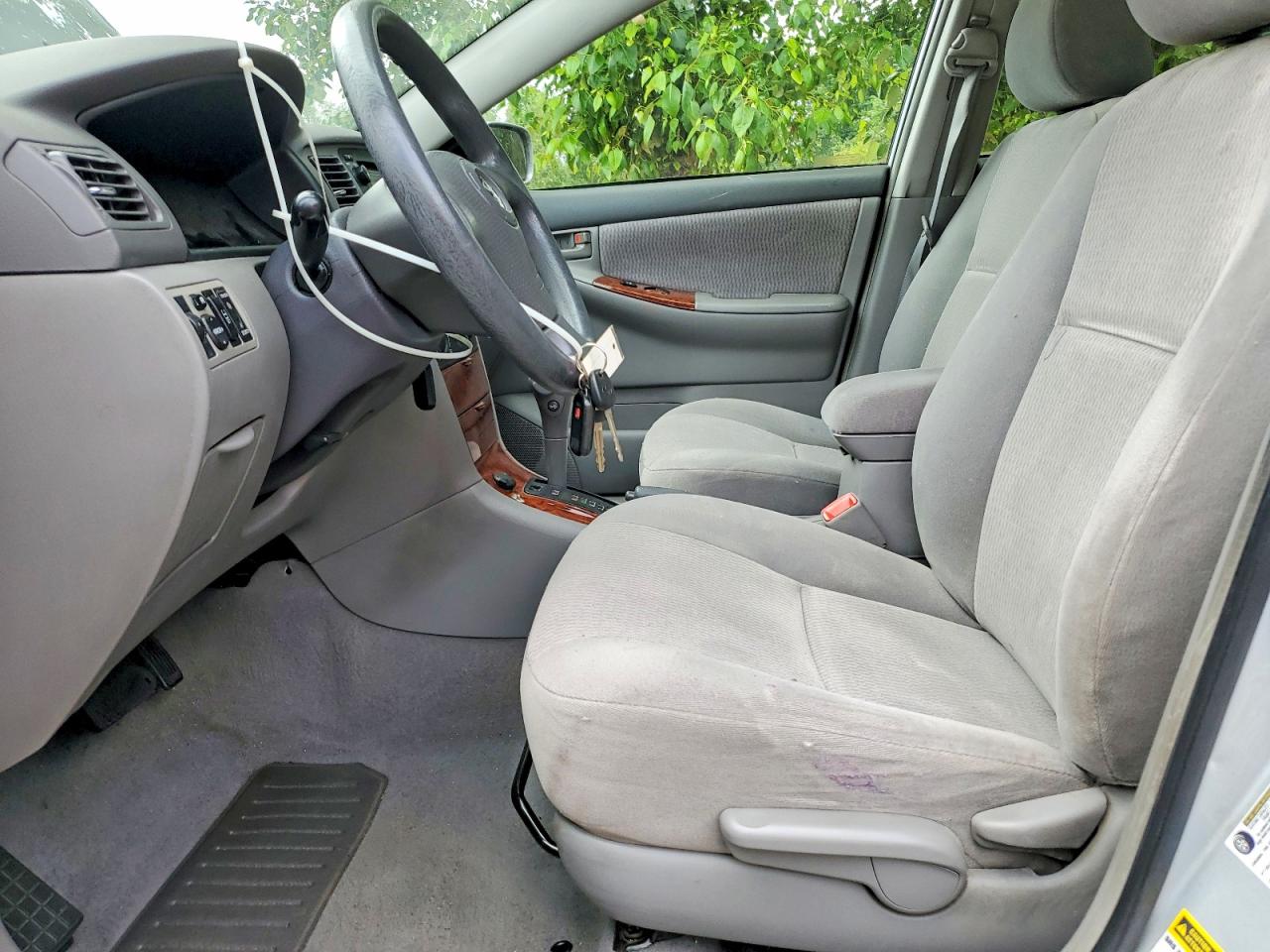 2005 TOYOTA COROLLA