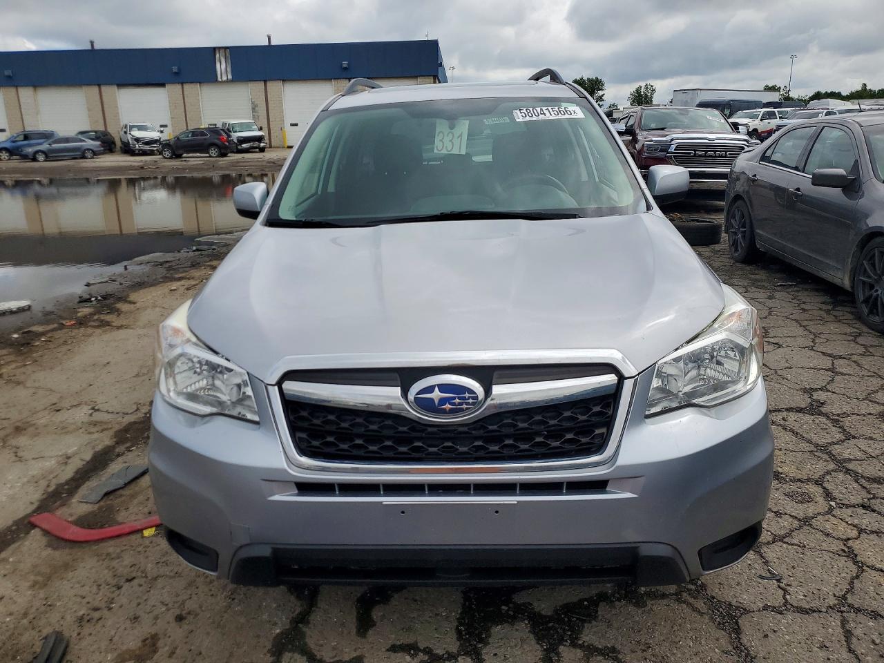 2016 SUBARU FORESTER
