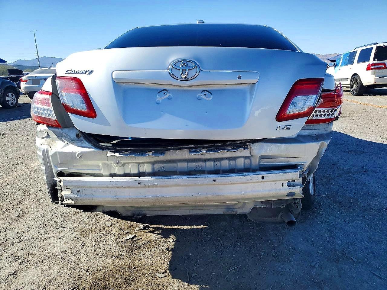 2010 TOYOTA CAMRY