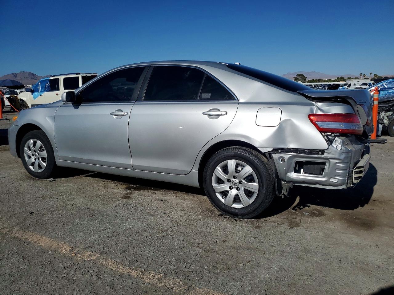 2010 TOYOTA CAMRY
